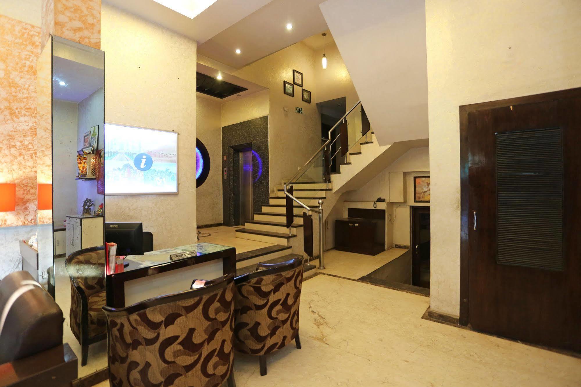 Hotel Star Plaza@new Delhi Railway Station